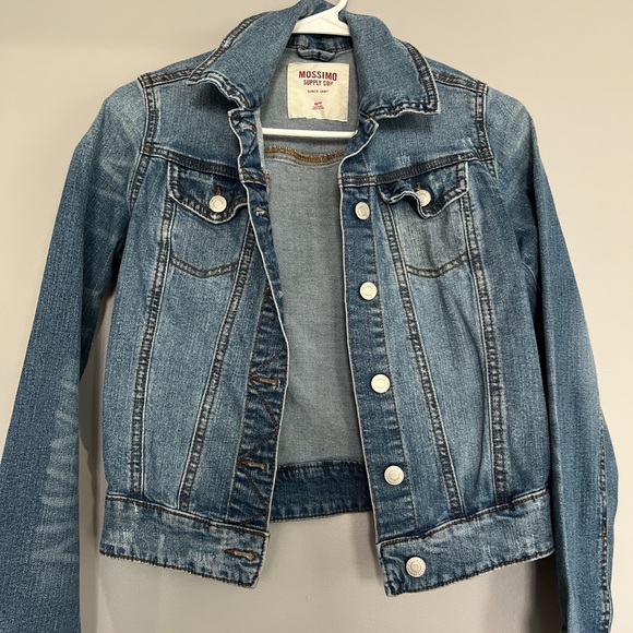 Jean Jacket - Picture 1 of 2